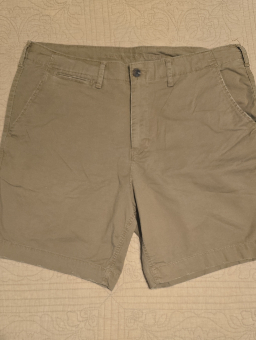 American Eagle Next Level Flex Khaki Chino Shorts Men's 38 EUC